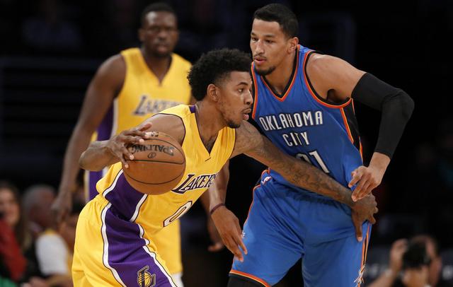 比利亚雷亚尔2-0赫塔费，布坎南破门，米卡塔泽锁定胜局（黄潜2-0力克赫塔费：布坎南先开纪录，米卡塔泽终结悬念）