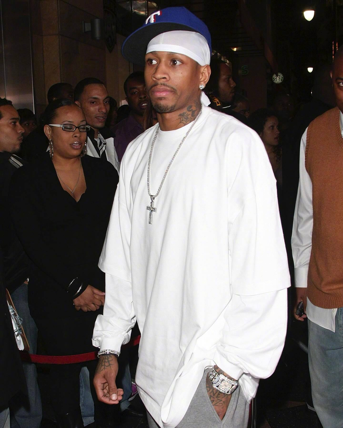 意媒：国米正在关注法兰克福的二号门将考阿-桑托斯（据意媒报道，国际米兰正在考察法兰克福替补门将考阿-桑托斯）