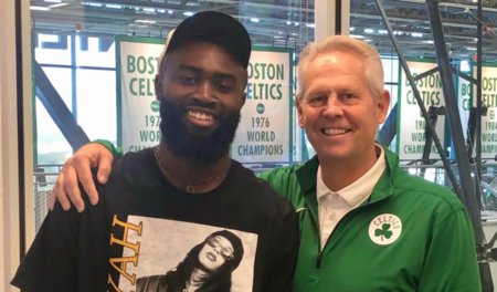 半场：国米0-0闷平比萨，劳塔罗、皮奇尼尼造险（半场战报：国米与比萨0-0互交白卷，劳塔罗与皮奇尼尼先后制造威胁）